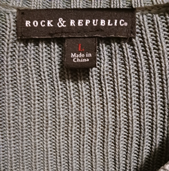 Rock & Republic Cold Shoulder Sweater - Picture 5 of 5